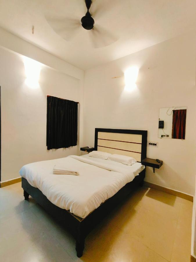 Отель La Dreamy Residency Пондичерри Экстерьер фото